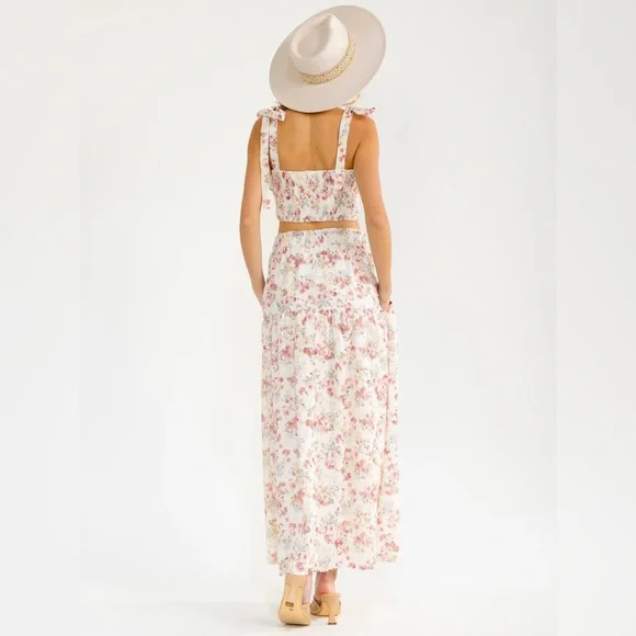 074 • Roses Print Cream Embroidery Floral Maxi Skirt Ruffle Crop Top Summer Set - Picture 4 of 11